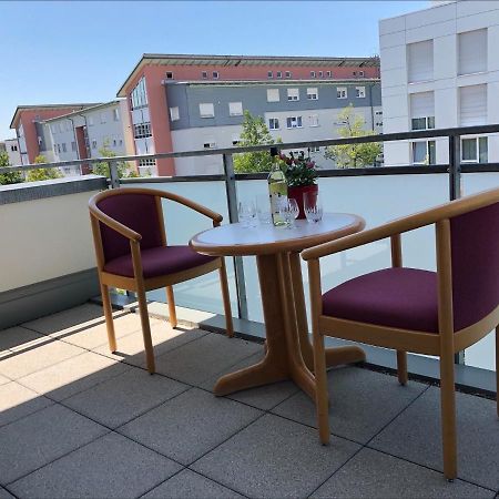 Moderne Alpenblick Apartment Фридрихсхафен Экстерьер фото